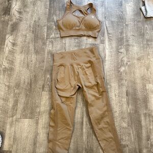 Workout set, sports bra and leggings combo, color: tan, size: Top:M Bottoms:L